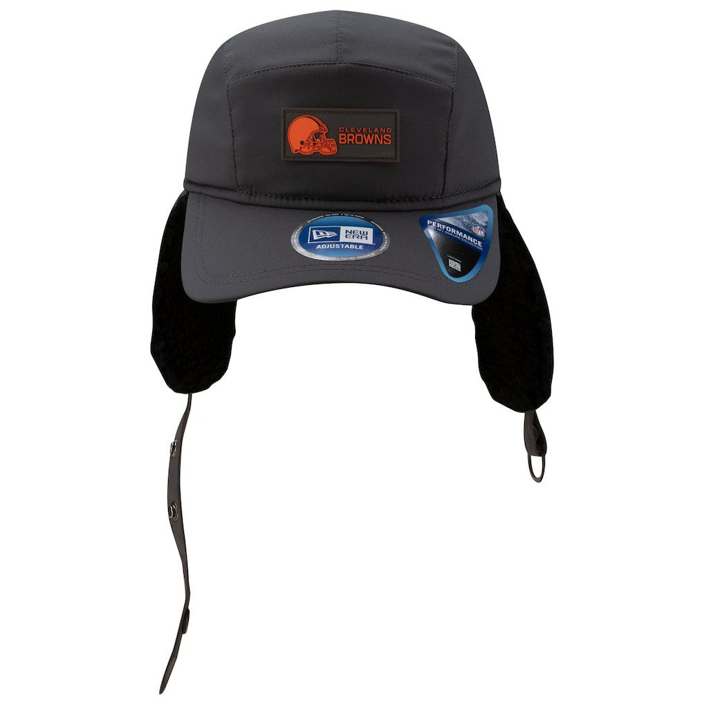 Cleveland Browns New Era 2025 Sideline Cold Weather Runner Dog Ear Adjustable Hat Charcoal | NFL