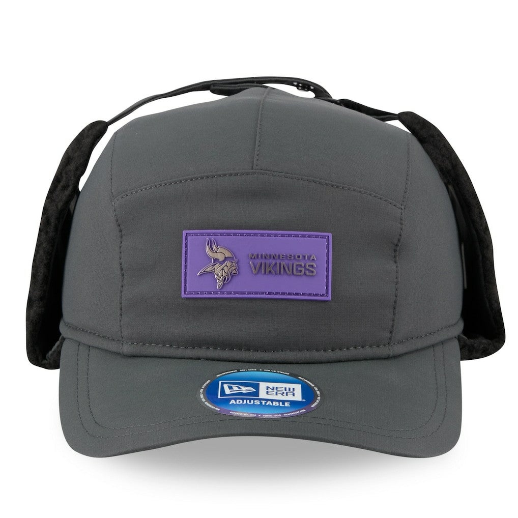 Minnesota Vikings New Era 2025 Sideline Cold Weather Runner Dog Ear Adjustable Hat Charcoal | NFL