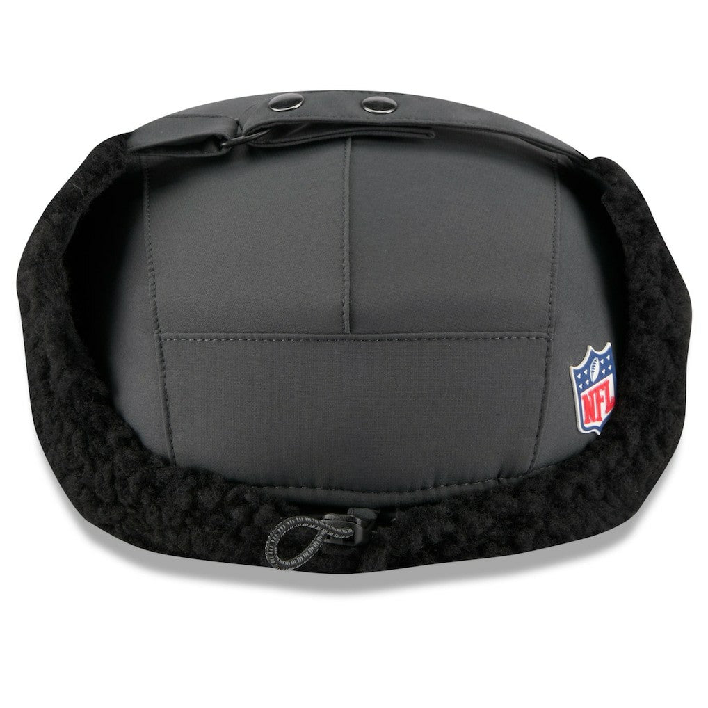 Pittsburgh Steelers New Era 2025 Sideline Cold Weather Runner Dog Ear Adjustable Hat Charcoal | NFL