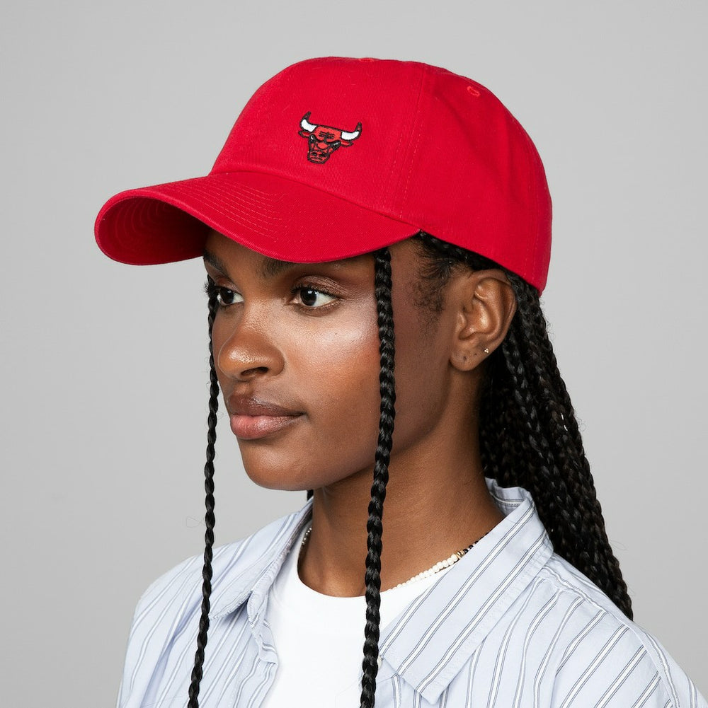 Chicago Bulls Women's Micro Lefty Adjustable Hat Red - NBA