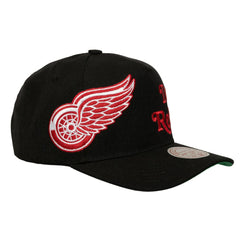 Detroit Red Wings Mitchell & Ness Busted Logo Wordmark Wrap-Around Pro Pinch Adjustable Hat - Black - NHL