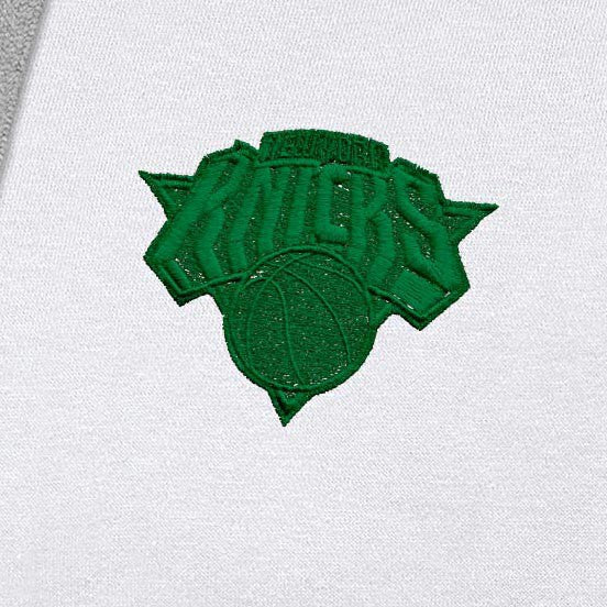 New York Knicks Antigua St. Patrick's Day Victory Raglan Pullover Hoodie White - NBA