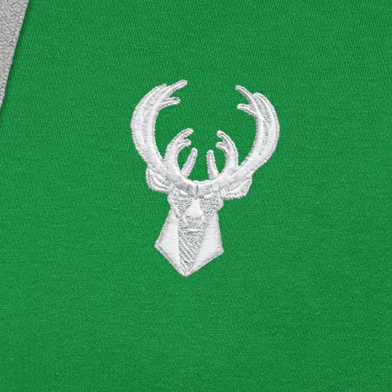 Milwaukee Bucks Antigua St. Patrick's Day Victory Raglan Pullover Hoodie Kelly Green - NBA