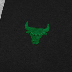 Chicago Bulls Antigua St. Patrick's Day Victory Raglan Pullover Hoodie Black - NBA