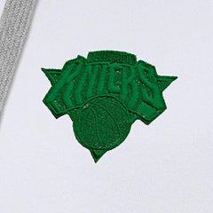 New York Knicks Antigua Women's St. Patrick's Day Victory Pullover Hoodie White - NBA