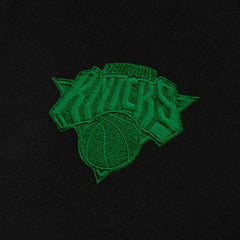 New York Knicks Antigua Women's St. Patrick's Day Intent Quarter-Zip Top Black - NBA