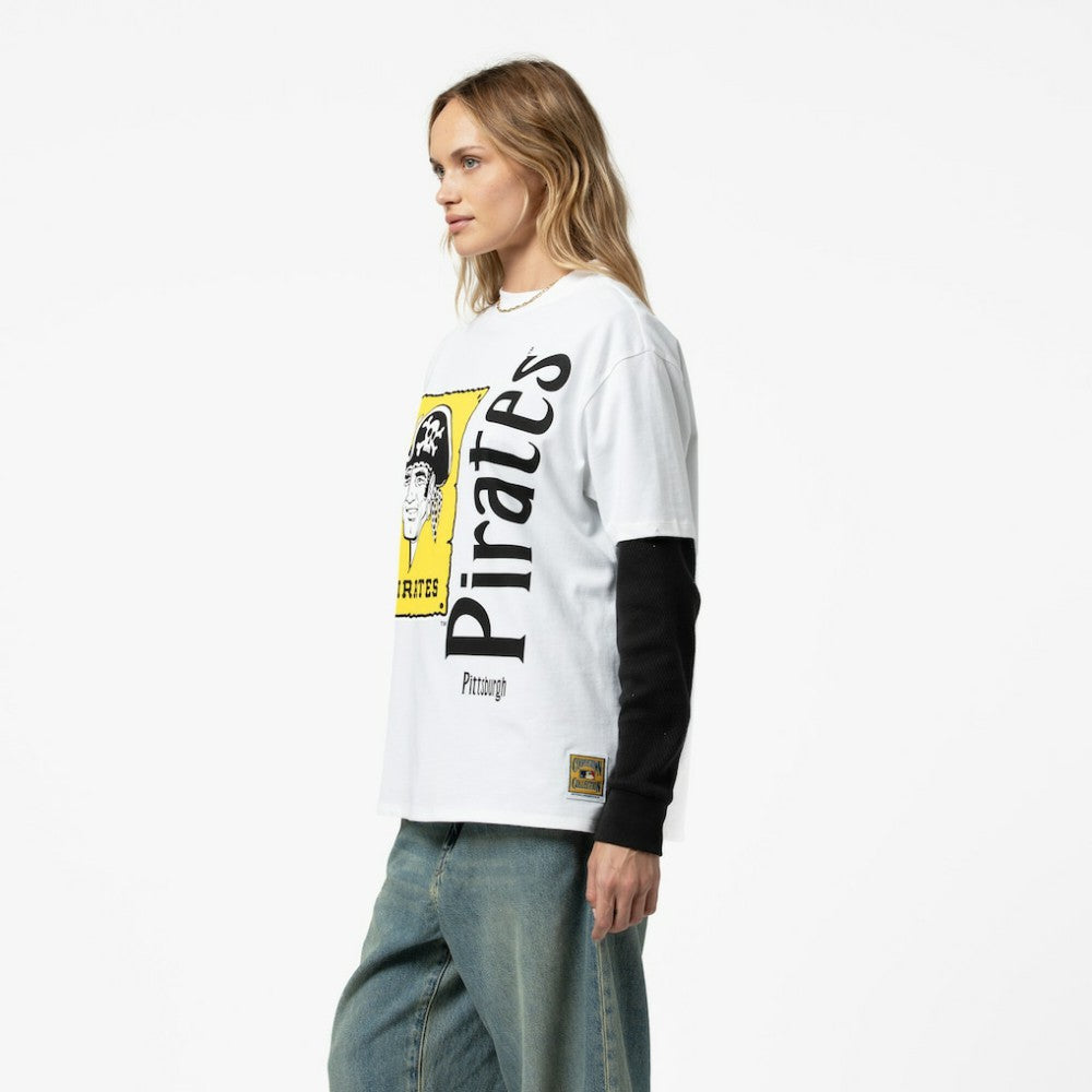 Pittsburgh Pirates Mitchell & Ness Women's Cooperstown Collection Boyfriend T-Shirt - MLB