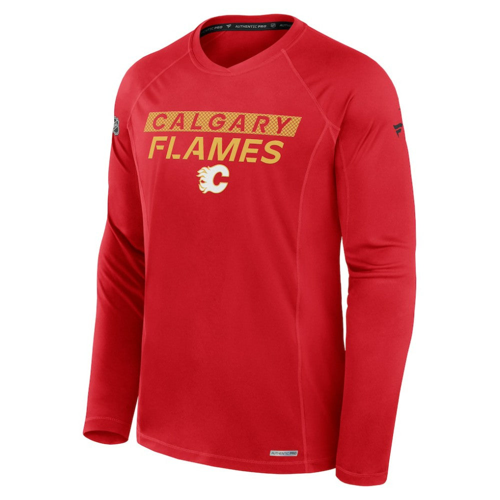 Calgary Flames Fanatics Authentic Pro Rink Tech Raglan Long Sleeve T-Shirt - Red - NHL