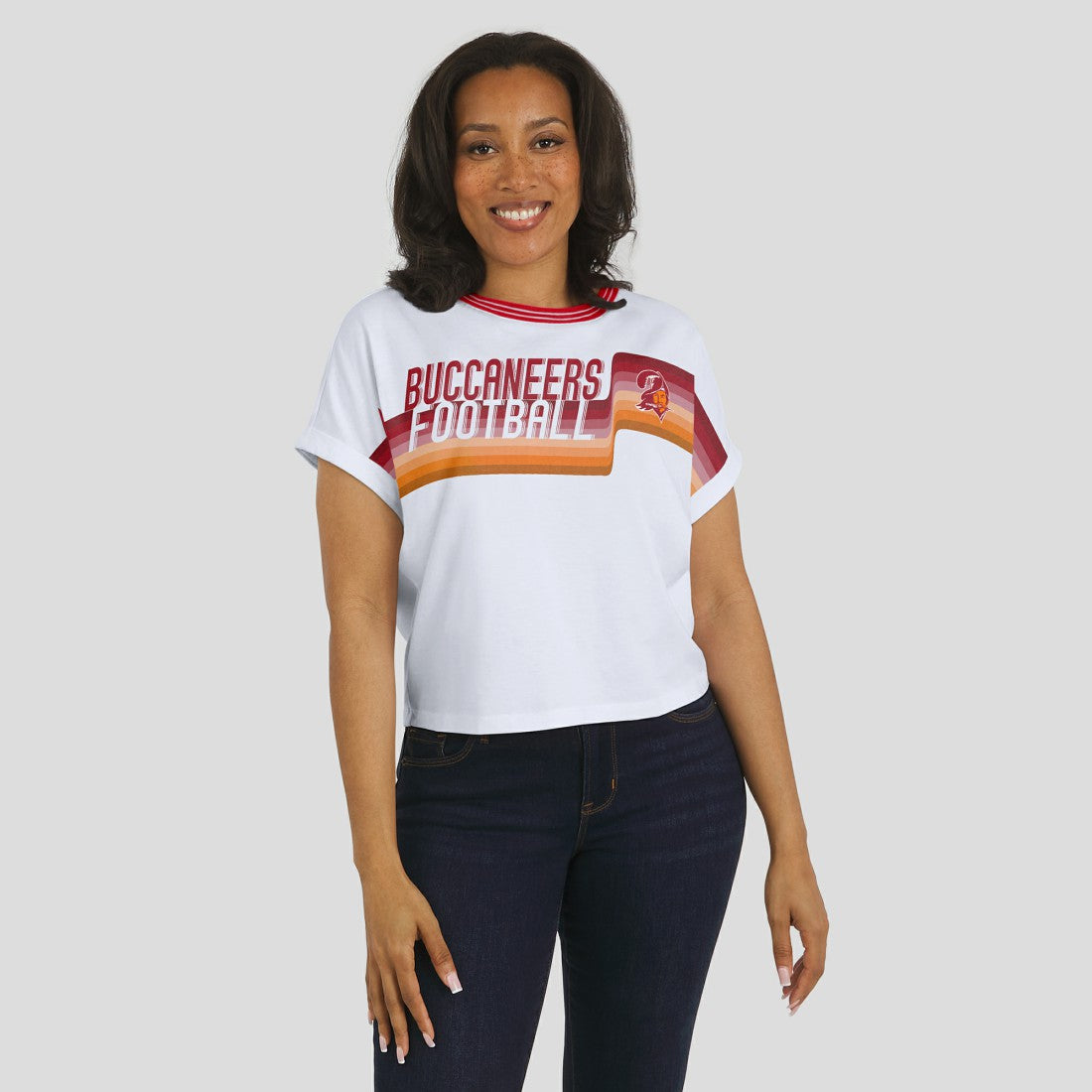 Tampa Bay Buccaneers WEAR by Erin Andrews Women's Cropped Center Stripe Dolman T-Shirt White | NFL