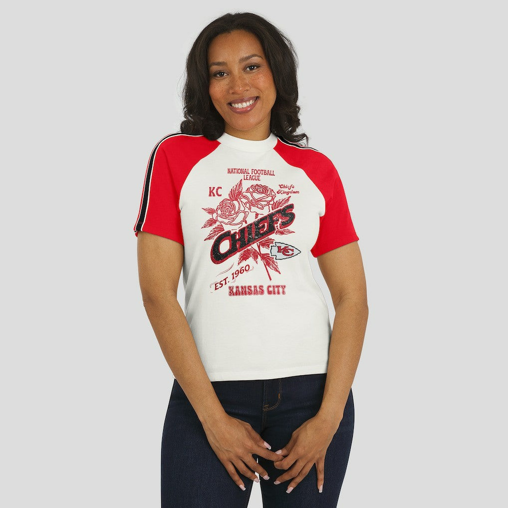 Kansas City Chiefs WEAR by Erin Andrews Women's Sleeve Stripe Distressed Raglan T-Shirt White | NFL