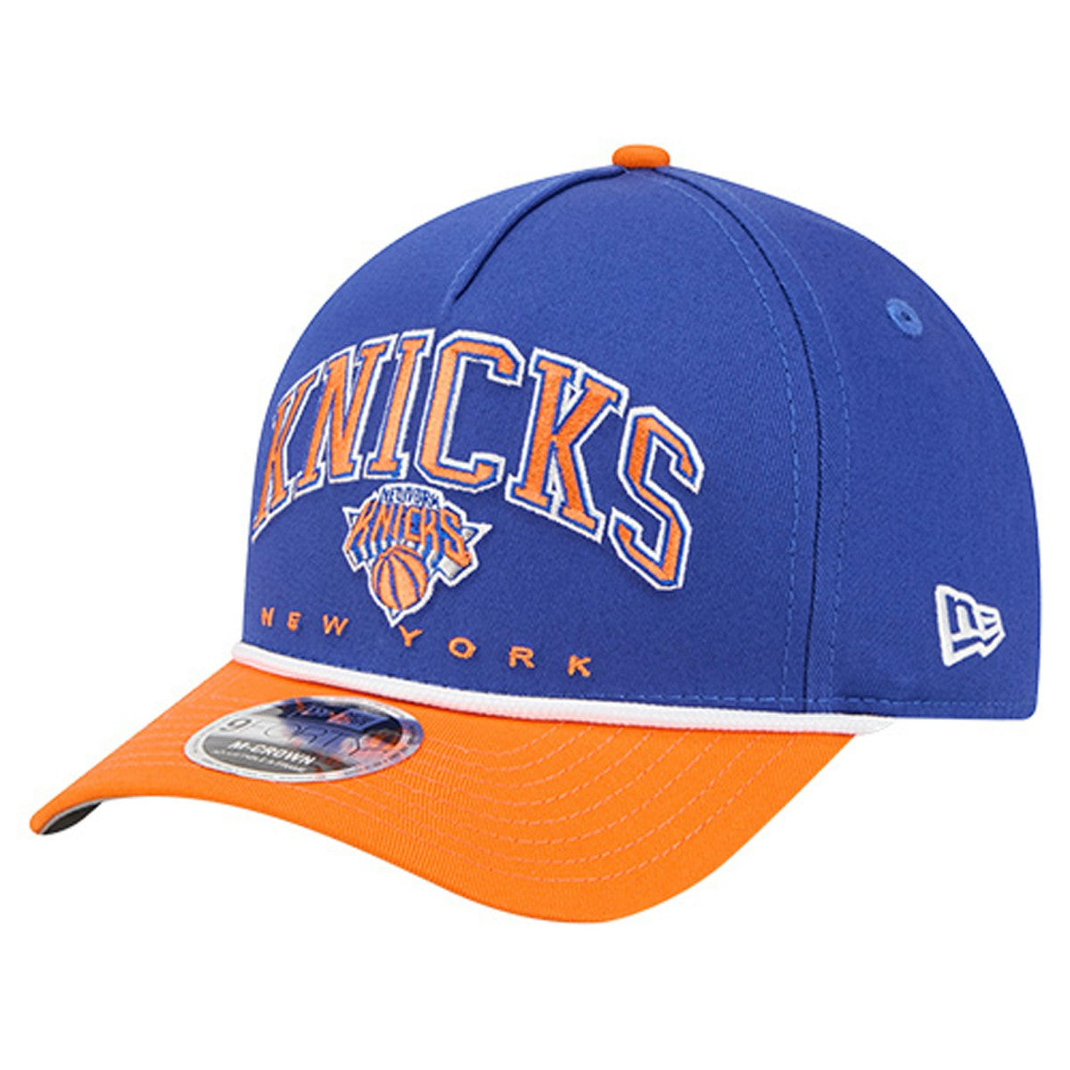 New York Knicks Bold Arch COOLERA 9FORTY A-Frame M-Crown Adjustable Hat Blue - NBA