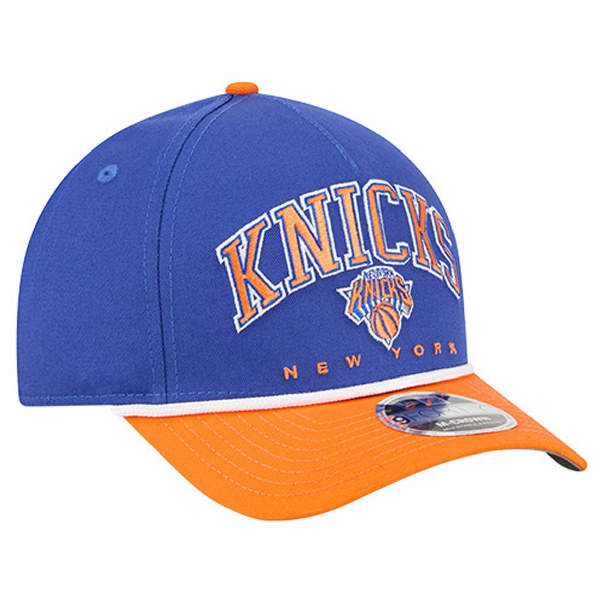 New York Knicks Bold Arch COOLERA 9FORTY A-Frame M-Crown Adjustable Hat Blue - NBA