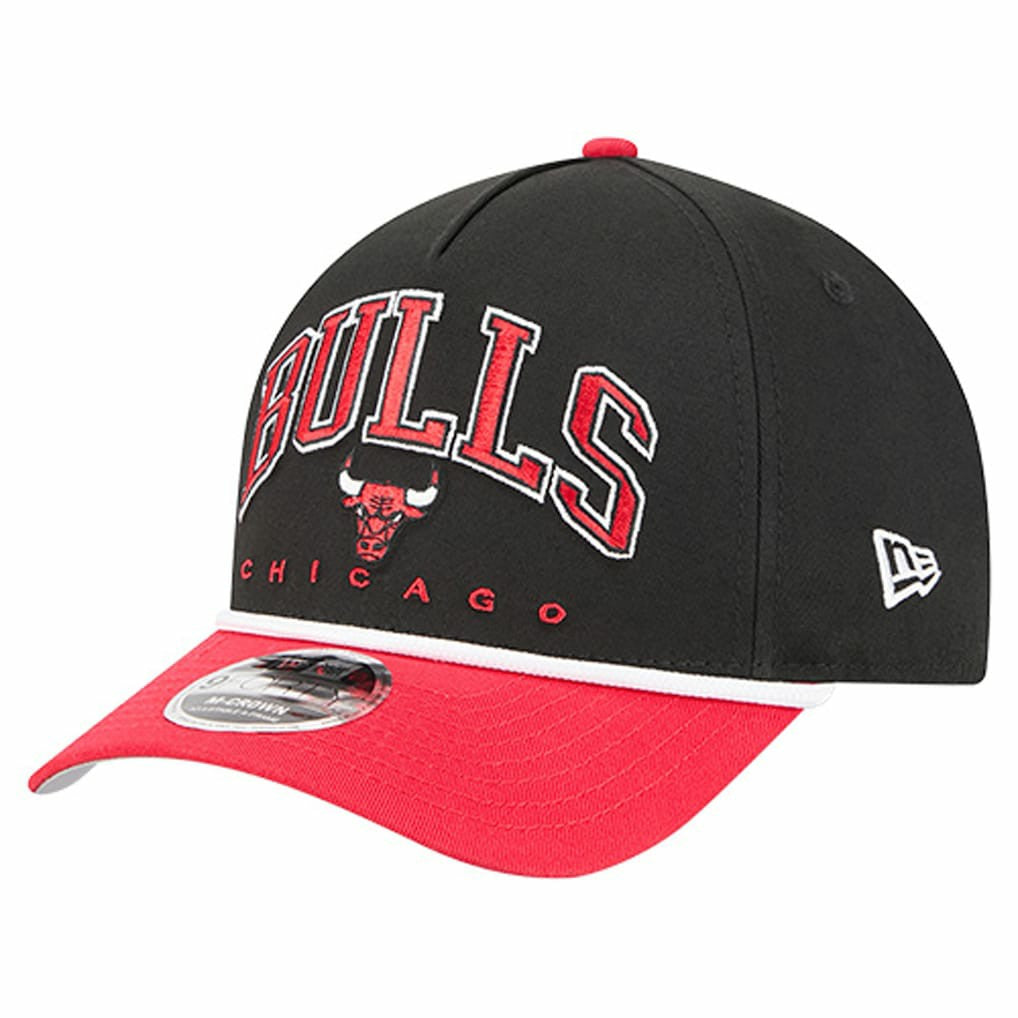 Chicago Bulls Bold Arch COOLERA 9FORTY A-Frame M-Crown Adjustable Hat Black - NBA