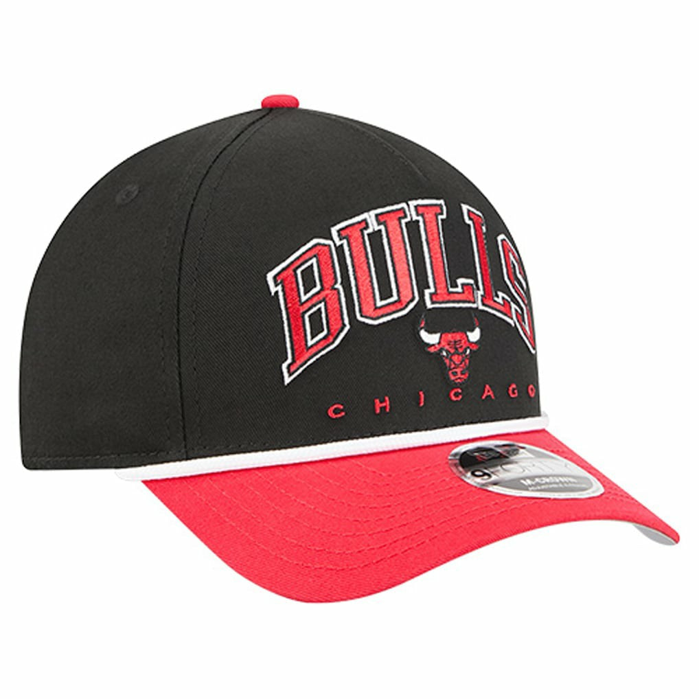 Chicago Bulls Bold Arch COOLERA 9FORTY A-Frame M-Crown Adjustable Hat Black - NBA
