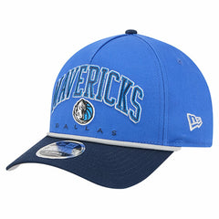 Dallas Mavericks Bold Arch COOLERA 9FORTY A-Frame M-Crown Adjustable Hat Blue - NBA