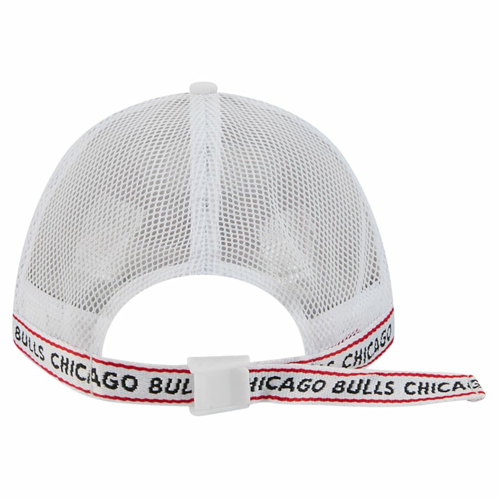 Chicago Bulls Featherweight Team Tape 9FORTY M-Crown A-Frame Adjustable Hat White - NBA