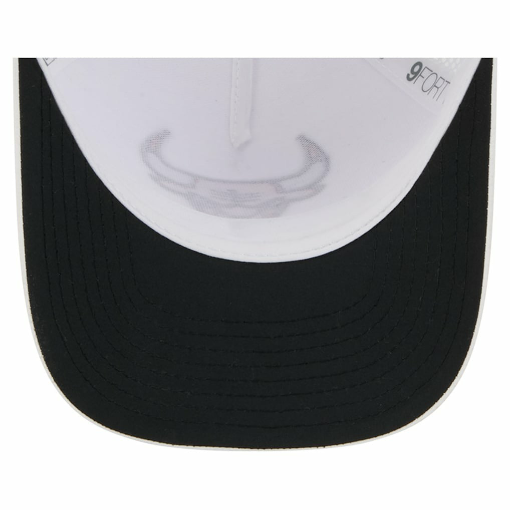 Chicago Bulls Featherweight Team Tape 9FORTY M-Crown A-Frame Adjustable Hat White - NBA