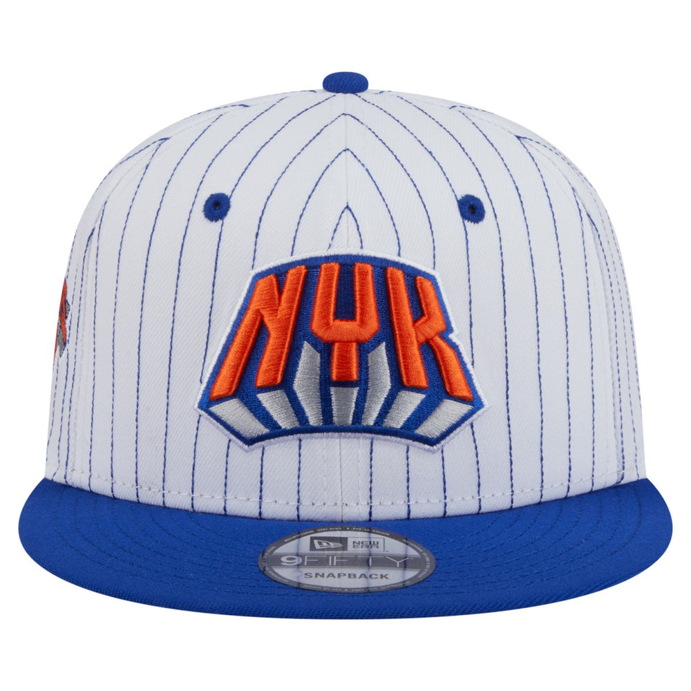 New York Knicks Deceptor Pinstripe 9FIFTY Snapback Hat White - NBA