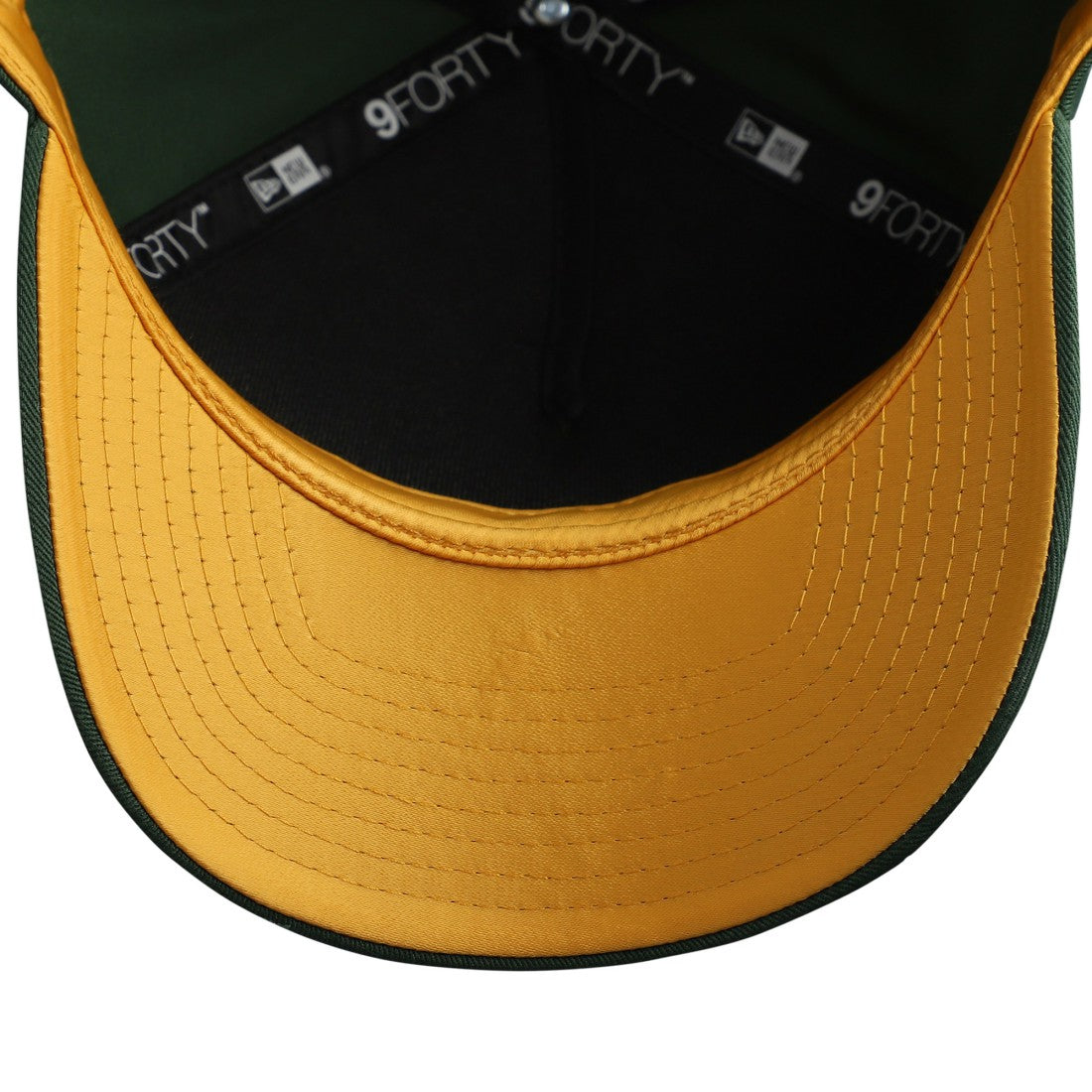 Green Bay Packers New Era Women's Metallic 9FORTY M-Crown A-Frame Adjustable Hat Green | NFL
