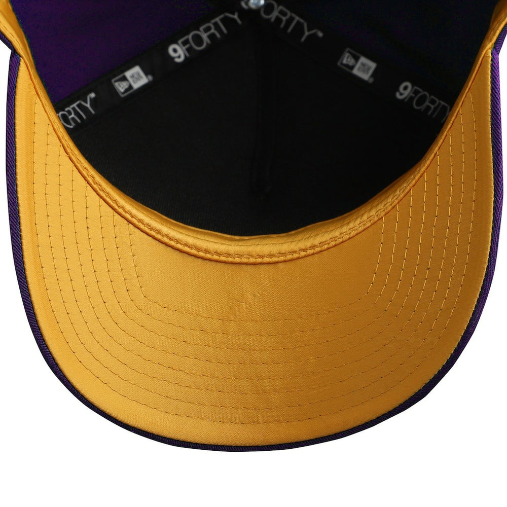 Minnesota Vikings New Era Women's Metallic 9FORTY M-Crown A-Frame Adjustable Hat Purple | NFL