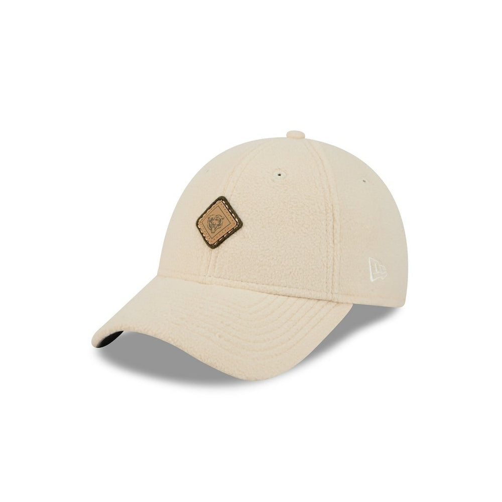 Chicago Bears New Era Women's Comfy 9FORTY Adjustable Hat Cream | NFL