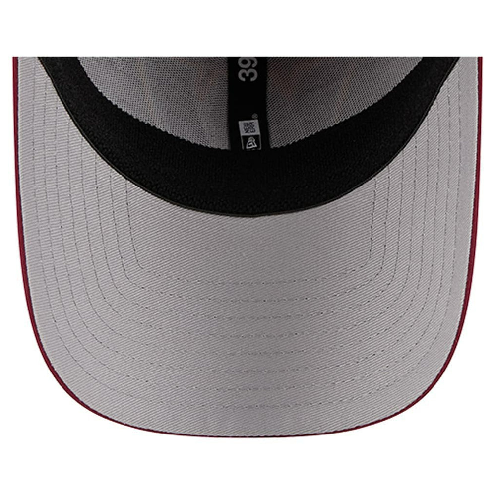 Washington Commanders New Era Outline 39THIRTY Flex Hat Burgundy | NFL