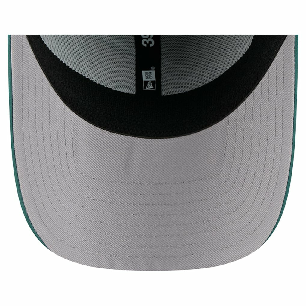 Philadelphia Eagles New Era Outline 39THIRTY Flex Hat Midnight Green | NFL