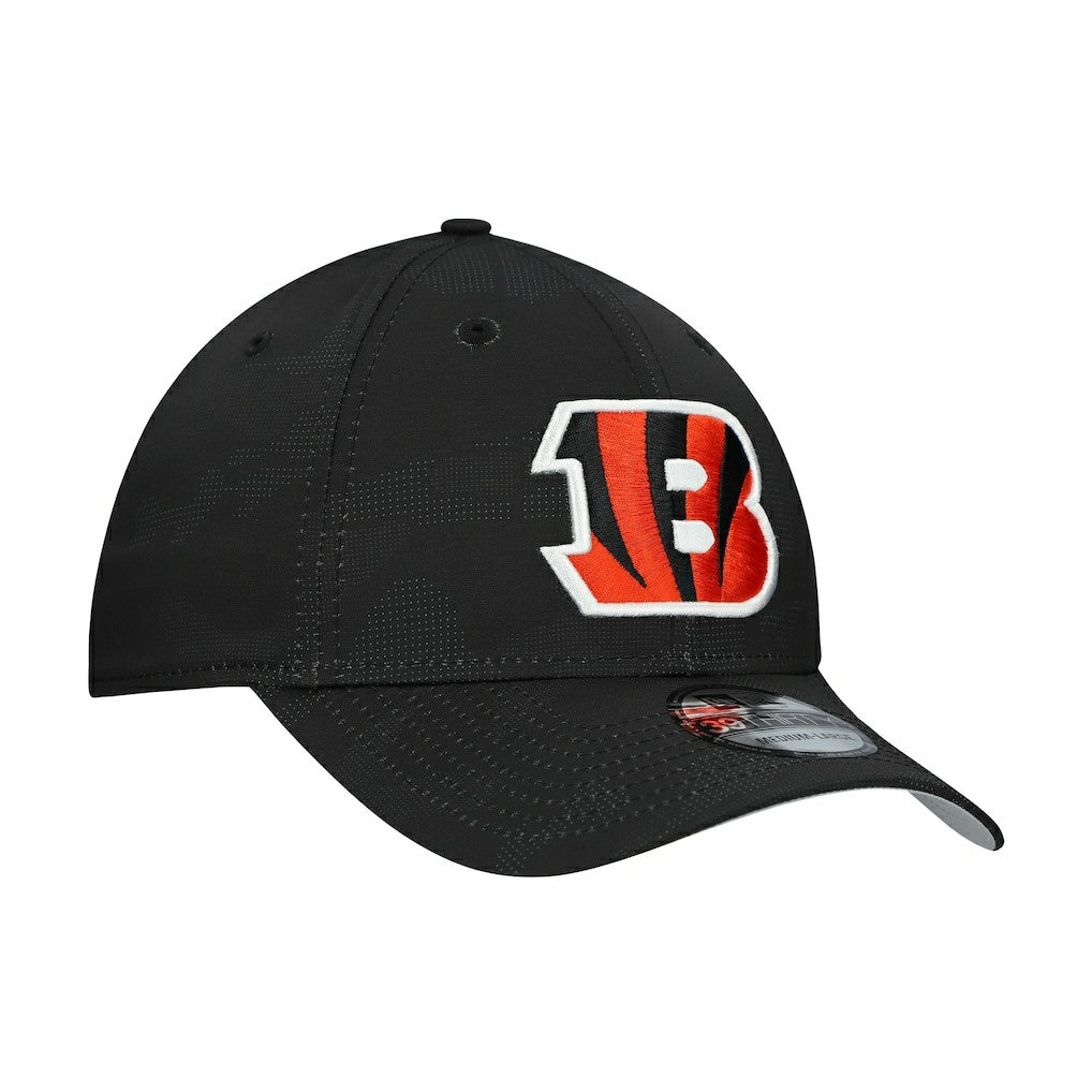 Cincinnati Bengals New Era Tonal Camo 39THIRTY Stretch Fit Hat Black | NFL