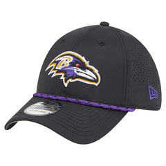 Baltimore Ravens New Era Perforated 39THIRTY Flex Hat Black | NFL
