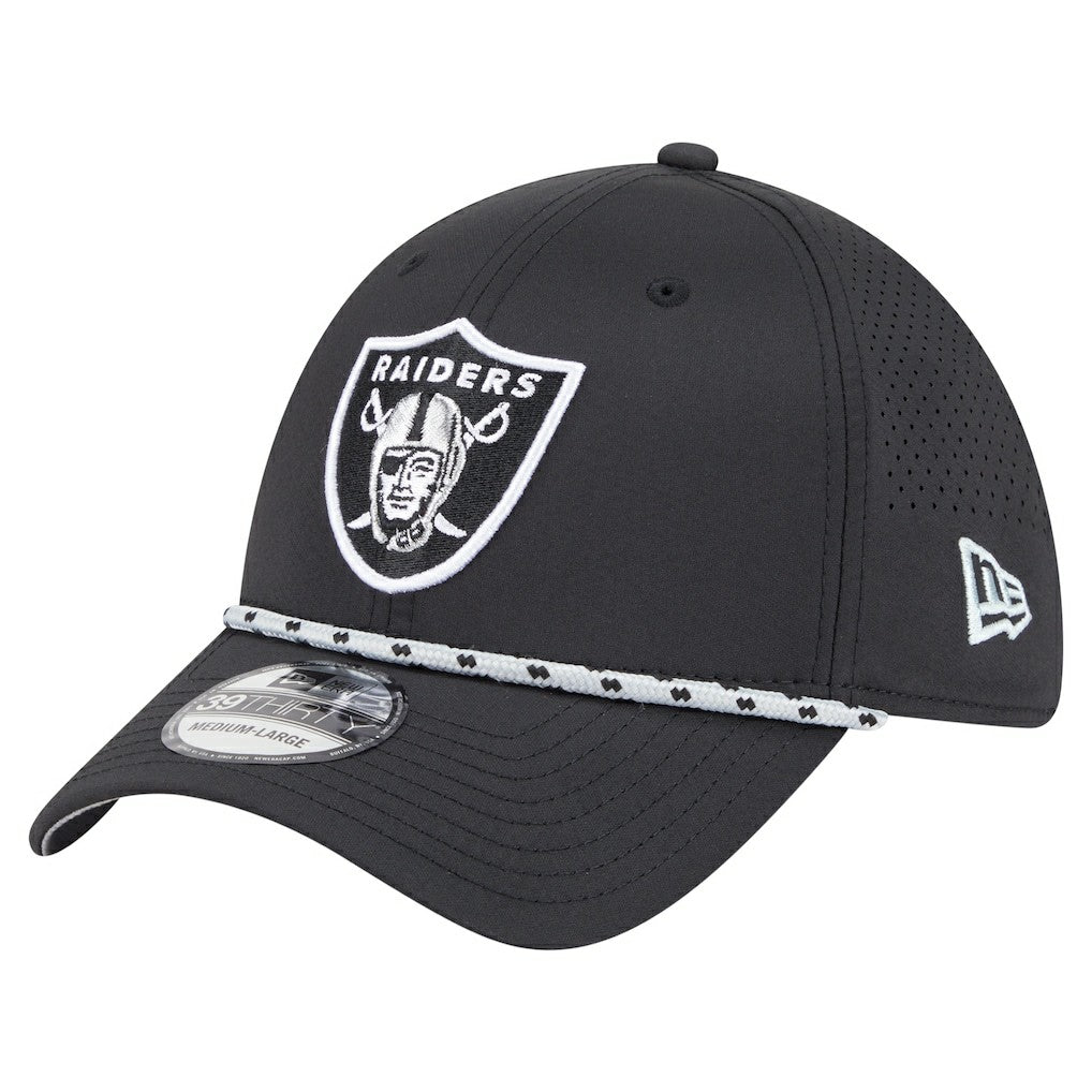 Las Vegas Raiders New Era Perforated 39THIRTY Flex Hat Black | NFL