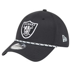 Las Vegas Raiders New Era Perforated 39THIRTY Flex Hat Black | NFL