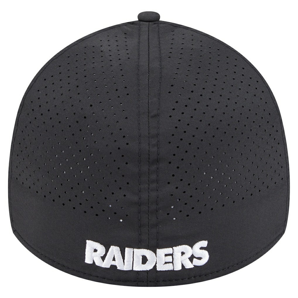 Las Vegas Raiders New Era Perforated 39THIRTY Flex Hat Black | NFL