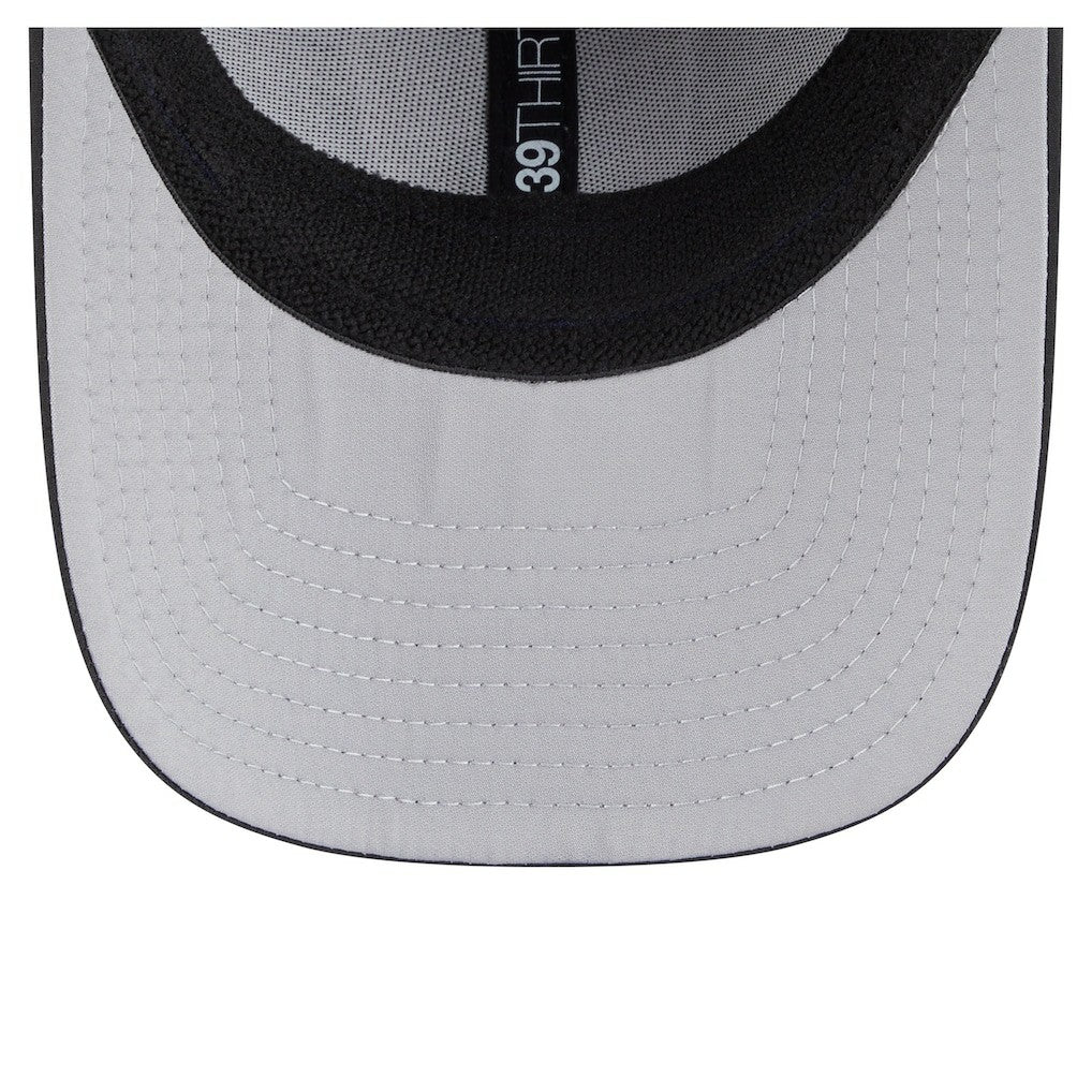 Las Vegas Raiders New Era Perforated 39THIRTY Flex Hat Black | NFL