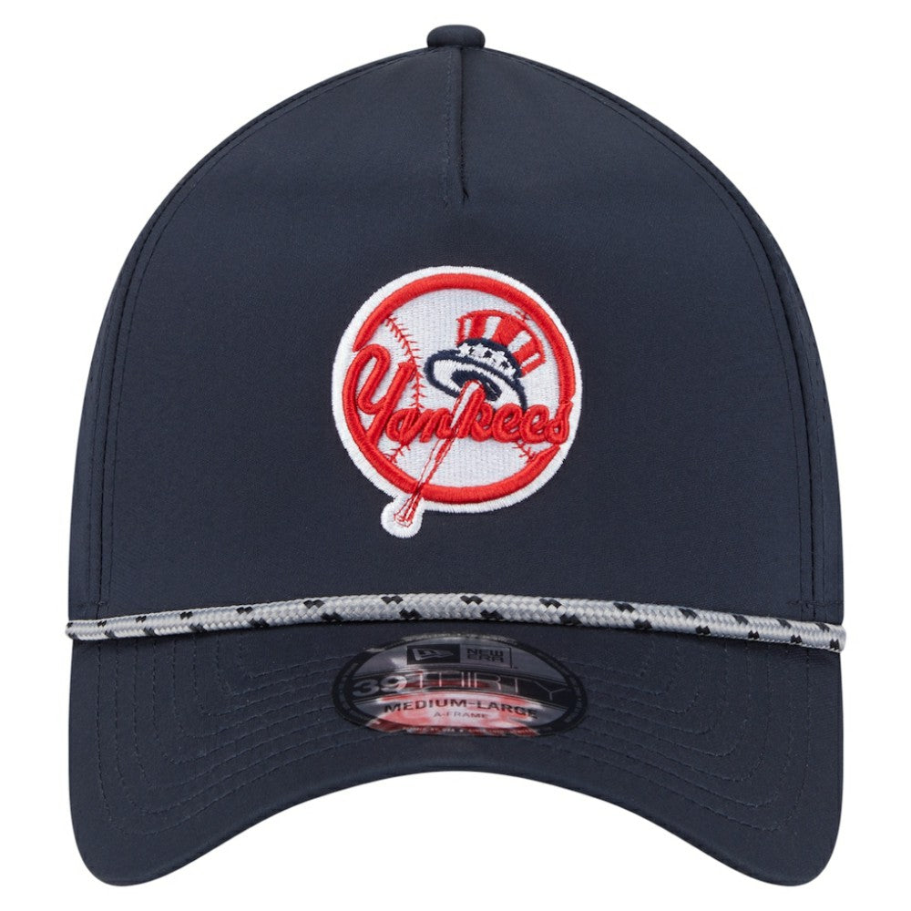 New York Yankees New Era 39THIRTY A-Frame Perforated Flex Hat - MLB