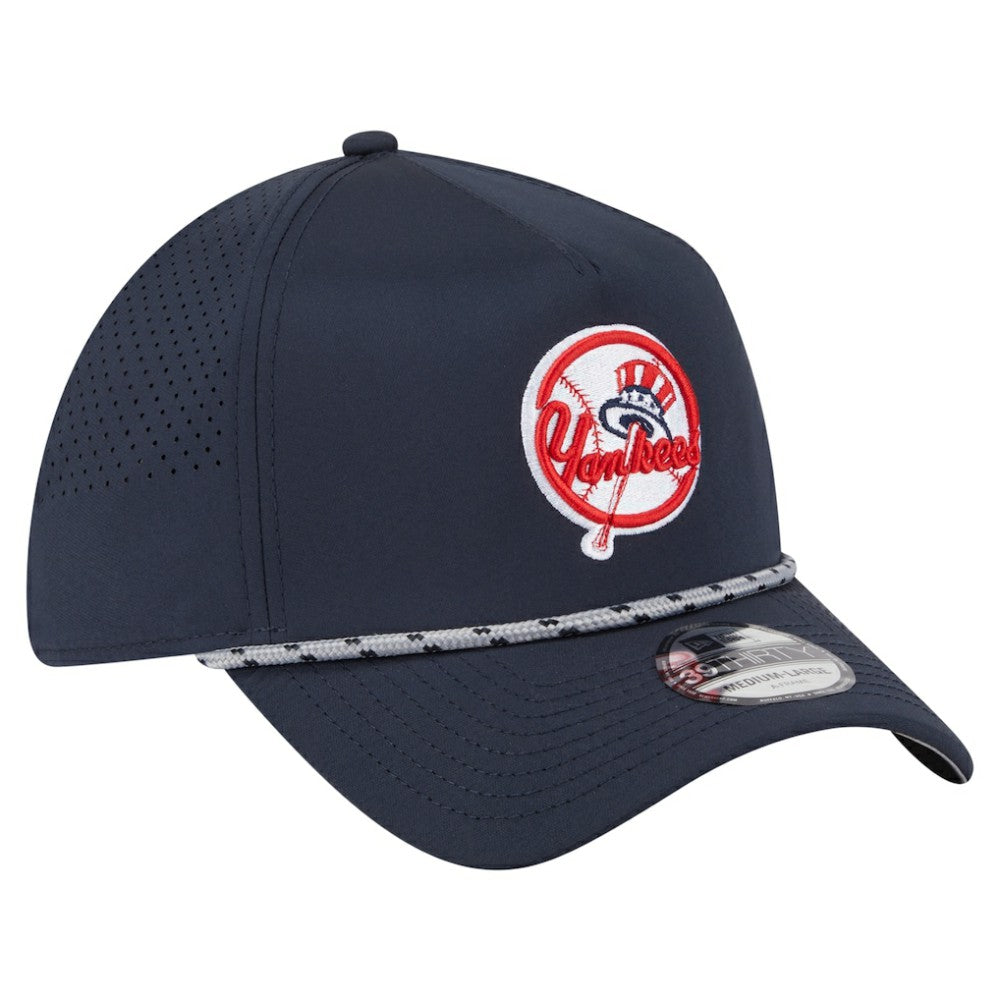 New York Yankees New Era 39THIRTY A-Frame Perforated Flex Hat - MLB