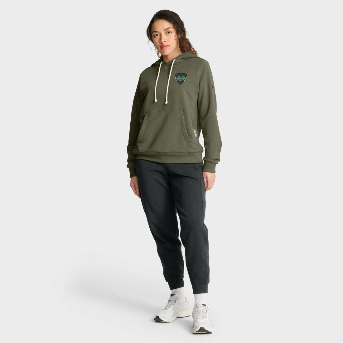 New York Jets Women's 2025 Salute to Service Sideline Standard Issue Dri-FIT Hoodie Olive | Nike for Sale