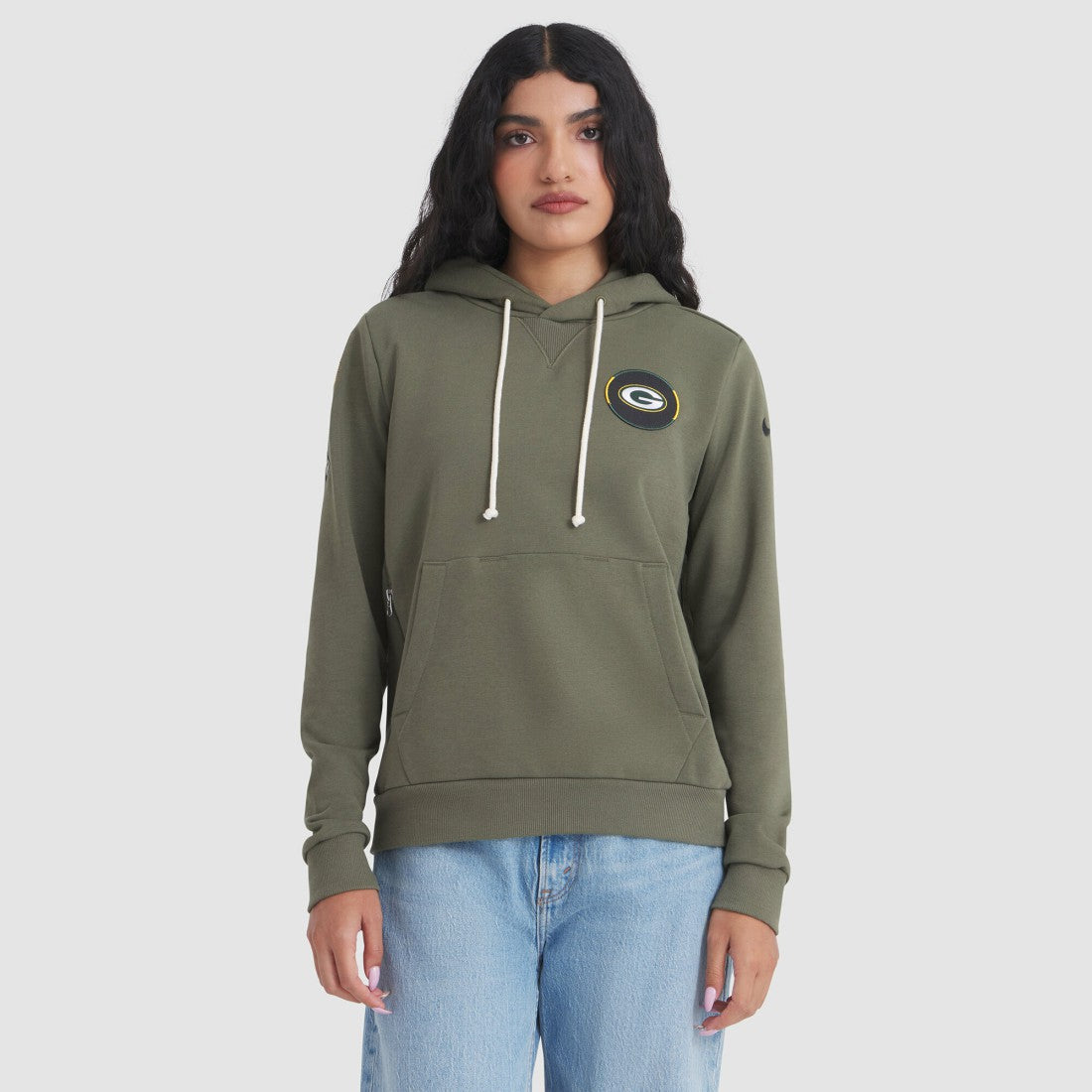 Green Bay Packers Women's 2025 Salute to Service Sideline Standard Issue Dri-FIT Hoodie Olive | Nike for Sale
