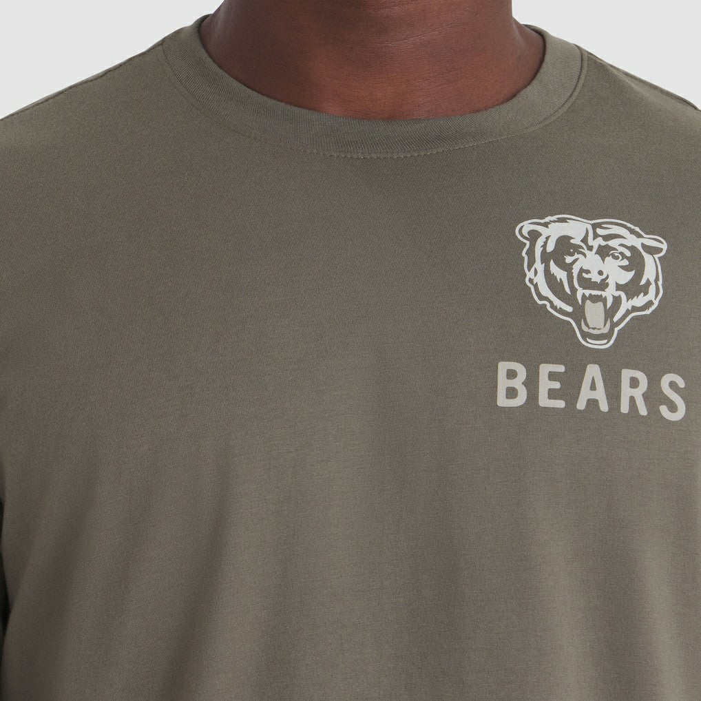 Chicago Bears 2025 Salute to Service Sideline Long Sleeve T-Shirt Olive | Nike for Sale