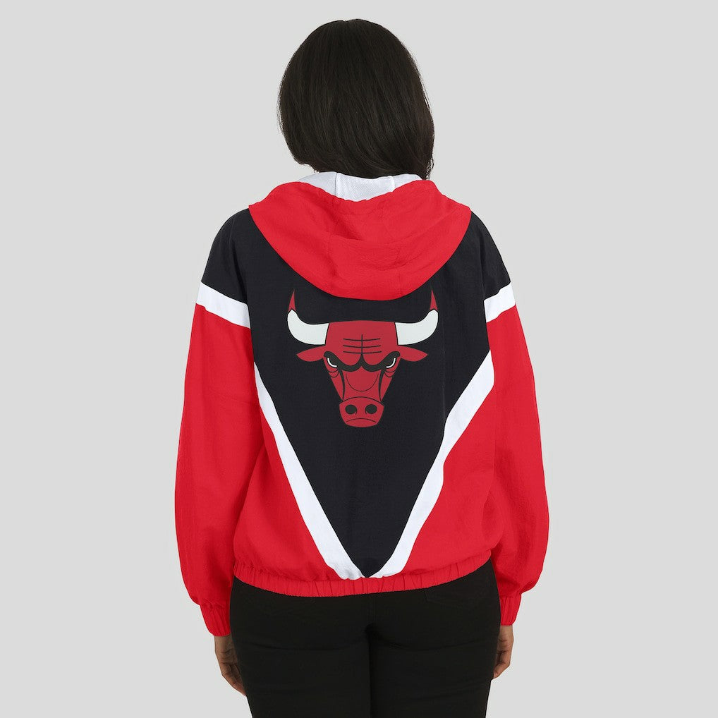 Chicago Bulls WEAR by Erin Andrews Women's Colorblock Full-Zip Hoodie Windbreaker Jacket Black/Red - NBA