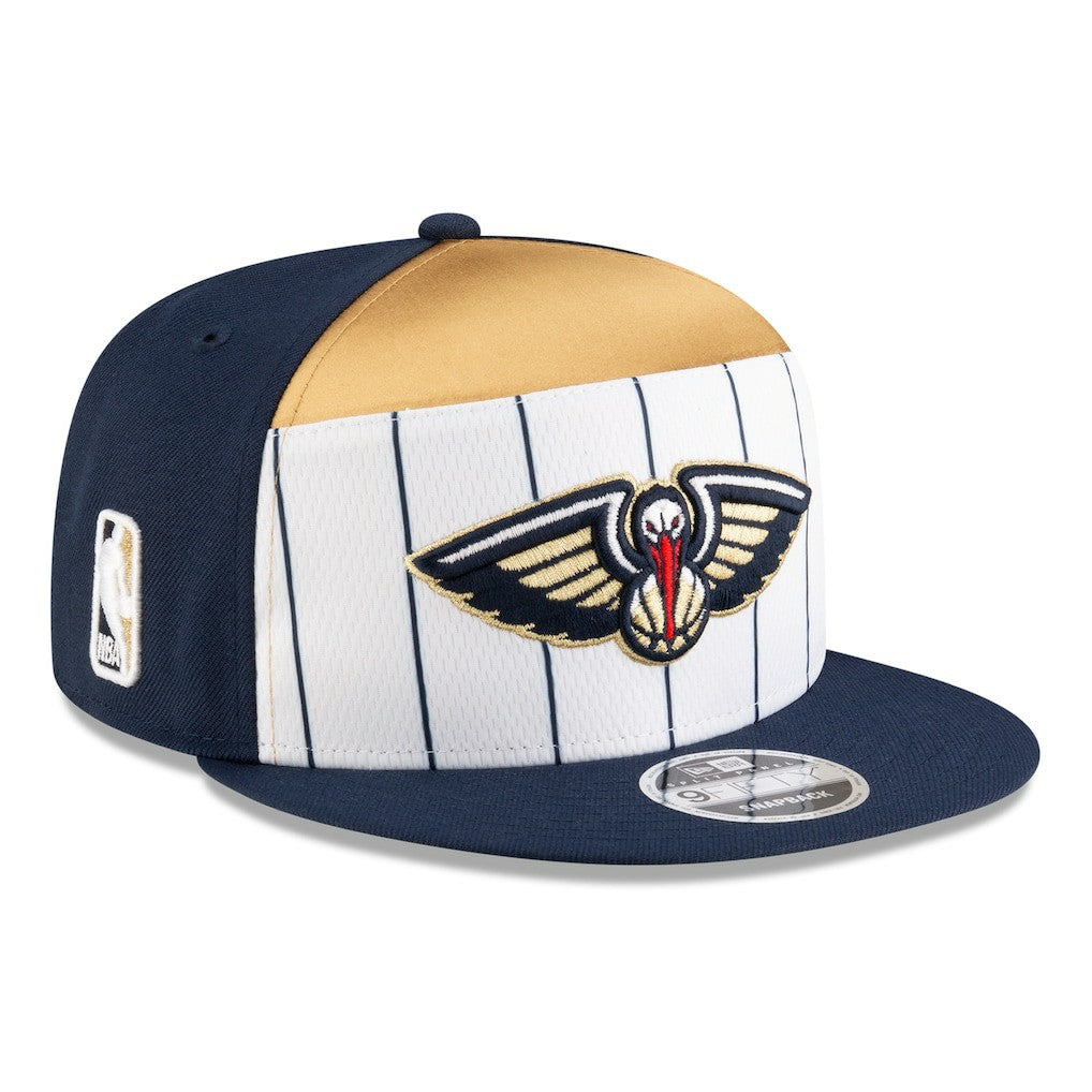 New Orleans Pelicans 2025 NBA Tip Off Split Panel 9FIFTY Snapback Hat White/Navy - NBA
