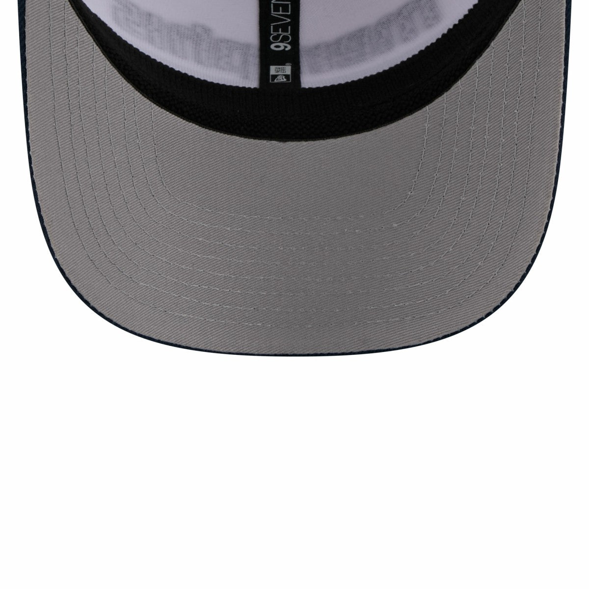 Memphis Grizzlies 2025/26 City Edition 9SEVENTY Adjustable Hat White/Navy - NBA