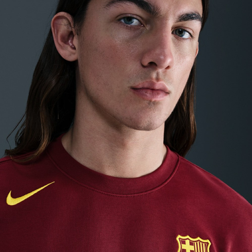 Barcelona Special Edition Club Fleece Sweatshirt Red | Nike Online