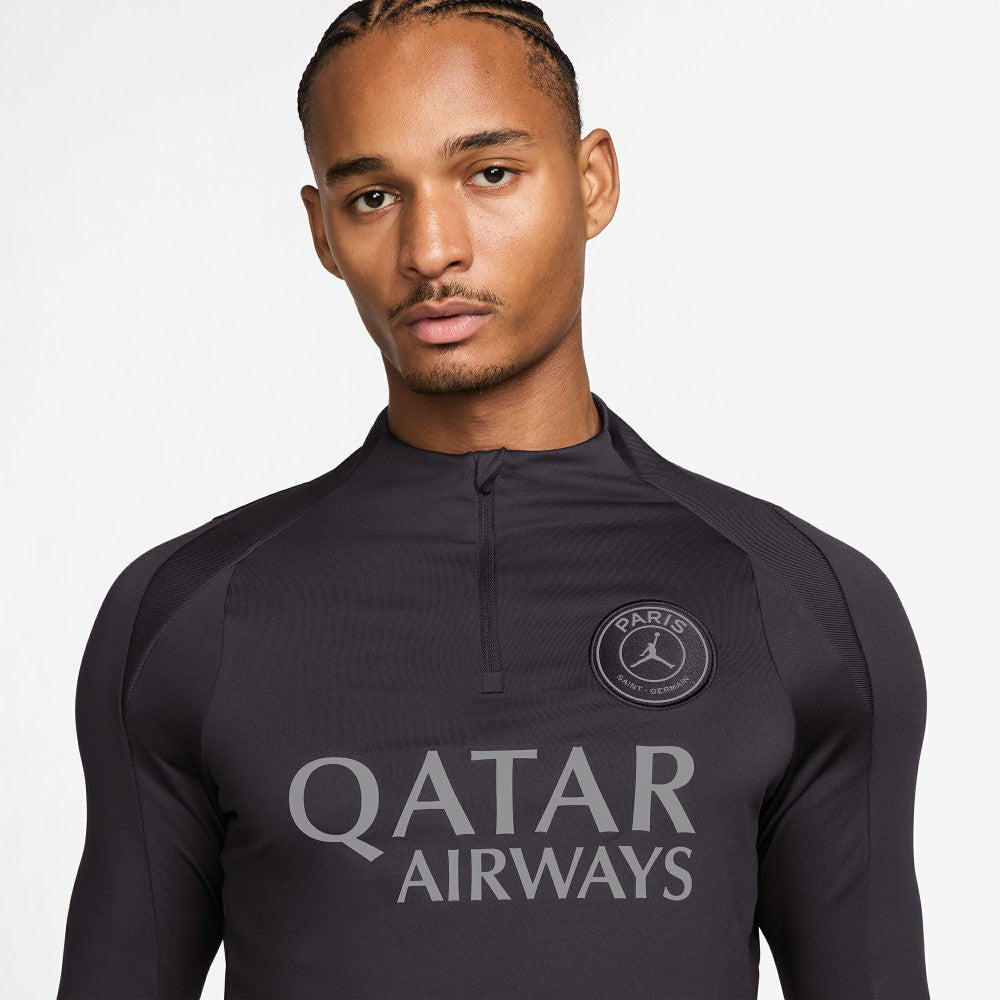 Paris Saint-Germain Strike Drill Quarter-Zip Long Sleeve Dri-FIT Top Anthracite | Nike Online