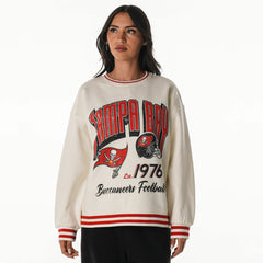 Tampa Bay Buccaneers The Wild Collective Women's Oversized Vintage French Terry Sweatshirt Cream | NFL