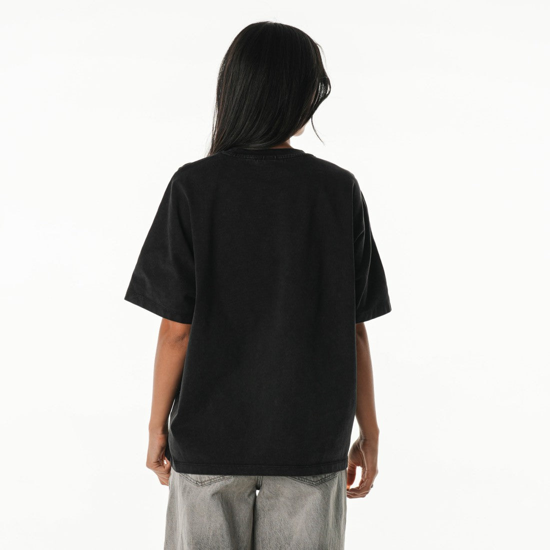 Detroit Lions The Wild Collective Women's Oversized Laurel Graphic Dolman T-Shirt Black | NFL