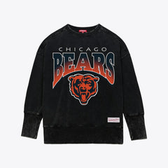 Chicago Bears Women's Delineate Mineral Wash Crewneck Sweatshirt Black | Mitchell & Ness