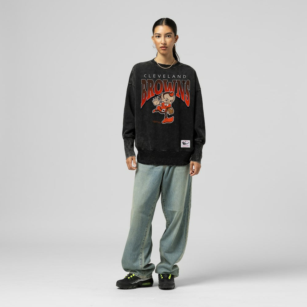 Cleveland Browns Women's Delineate Mineral Wash Crewneck Sweatshirt Black | Mitchell & Ness