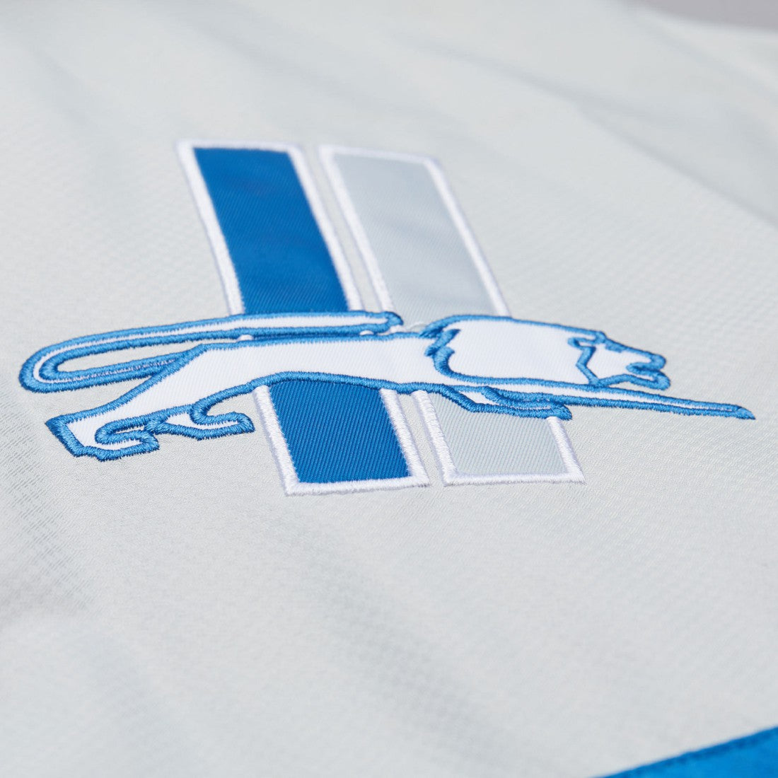 Detroit Lions Tie Breaker Vintage Logo Lightweight Anorak Half-Zip Windbreaker Silver/Blue | Mitchell & Ness