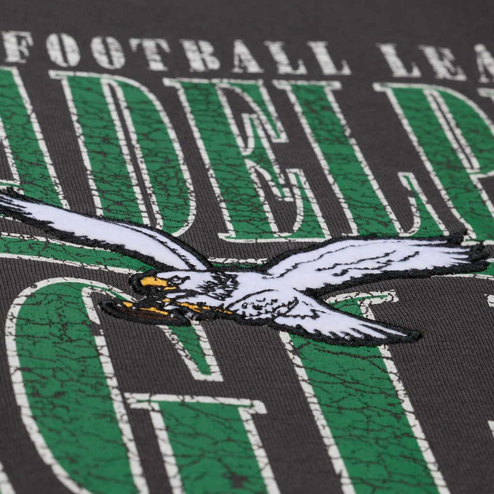 Philadelphia Eagles Downtown Crew Vintage Logo Sweatshirt Black | Mitchell & Ness