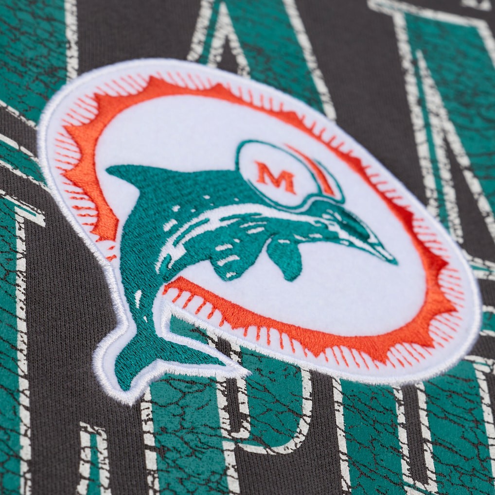 Miami Dolphins Downtown Crew Vintage Logo Sweatshirt Black | Mitchell & Ness